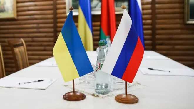 Россия приостанавливает наступление и призывает Киев к переговорам