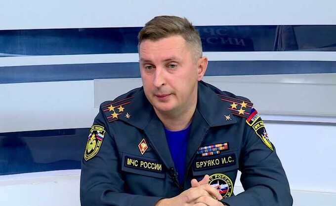 В Сочи полковник МЧС Иван Бруяко оказался под подозрением в злоупотреблении служебными полномочиями с целью получения коррупционного дохода