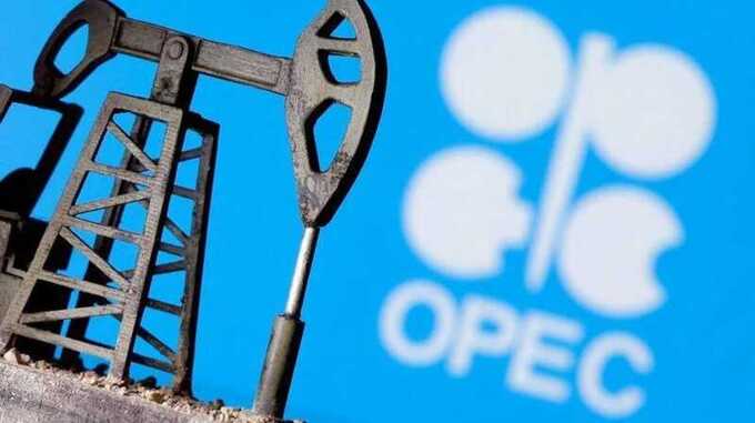 ОПЕК+ рассматривает возможность увеличения добычи нефти сверх установленных квот