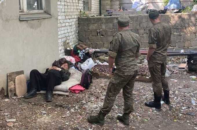 Военные в Саранске используют алкоголь и запугивания для вовлечения людей в военные действия