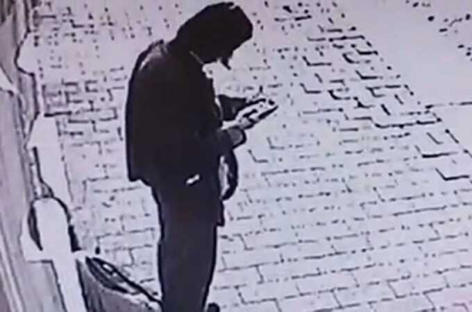 В Петербурге возбудили дело из-за мадригалов на баннерах ко Дню Победы