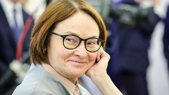 Власти расходуют валютные резервы Фонда национального благосостояния для покрытия дефицита бюджета