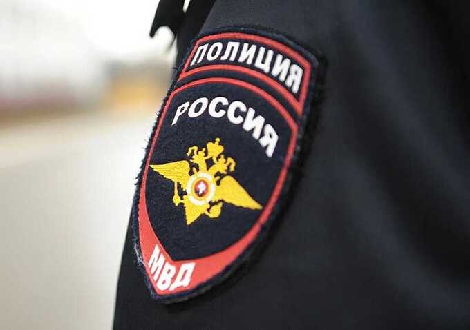 Камеры зафиксировали момент нападения на полицейских в Нальчике
