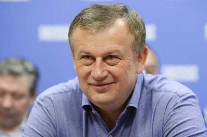 Семейство Дрозденко создает бизнес-империю с монополией на бетон и роскошными гостиницами