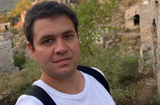 СК предъявил обвинение главному редактору «Базы» Глебу Трифонову в передаче взятки полиции