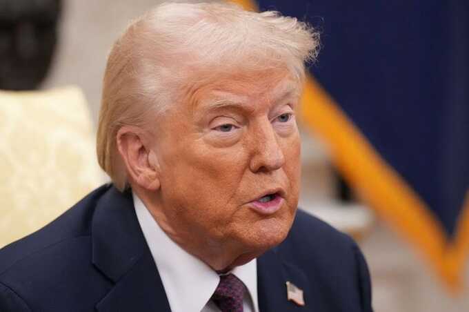 Трамп планирует достигнуть мирного соглашения по Украине к 8 августа