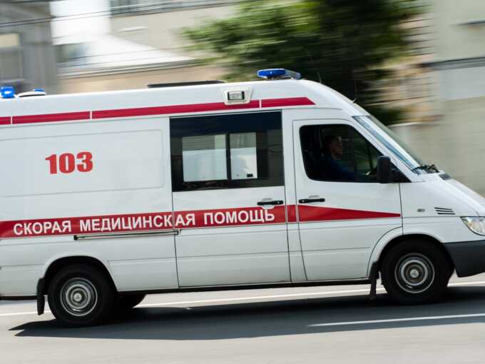 Блогерша из Екатеринбурга получила повреждение позвоночника, пытаясь воспроизвести TikTok-тренд