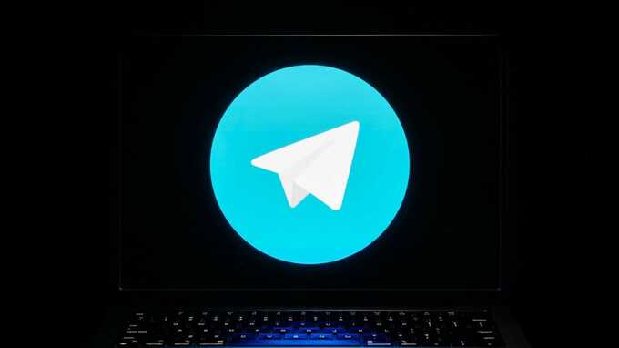 Telegram удалил канал Blackmirror за предоставление взломанной почты доверенного лица Алишера Усманова