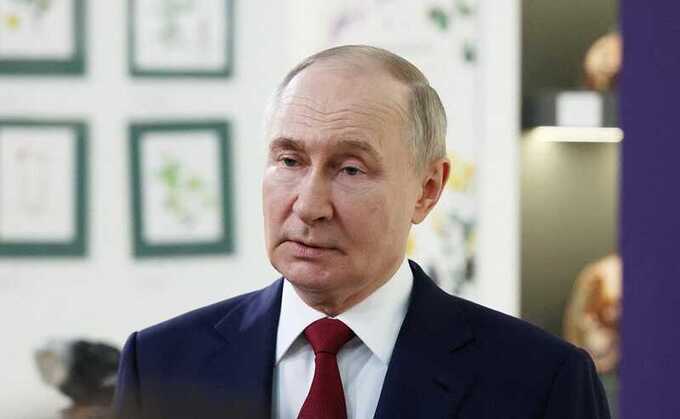 Владимир Путин приехал в Магадан перед встречей с Трампом