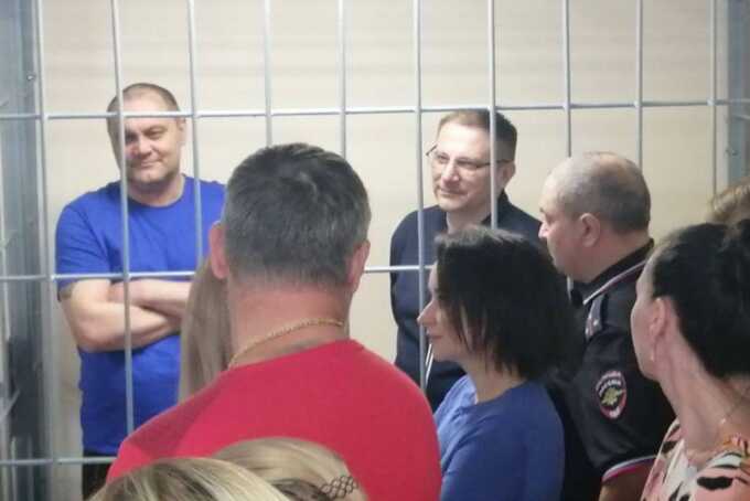 Бывший глава департамента строительства Самары Чернов получил 5 лет за взятки, его брат — 4 года за наркотики и посредничество