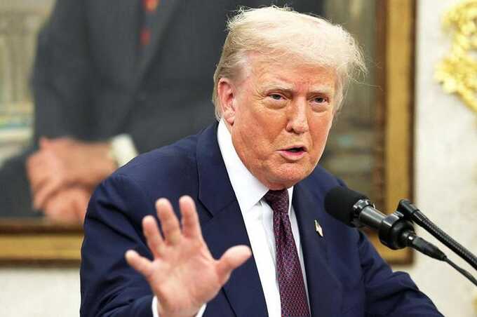 Трамп пообещал принять решение по Украине после продолжительных переговоров