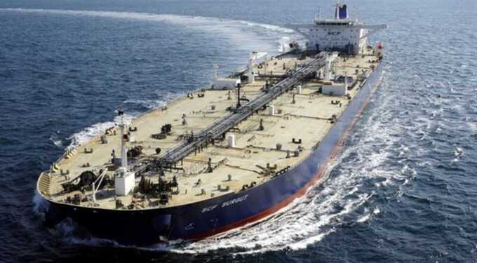 Экспорт российской нефти по морю уменьшился до минимума из-за ударов Украины и американских тарифов