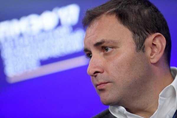 Все под Максимку: вице-мэр перегоняет активы используя Совкомбанк? Все под Максимку: вице-мэр перегоняет активы используя Совкомбанк? tidttiqzqiqkdkrt dqqiqqkixzidkvls